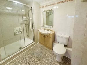 Photo 4- click for photo gallery